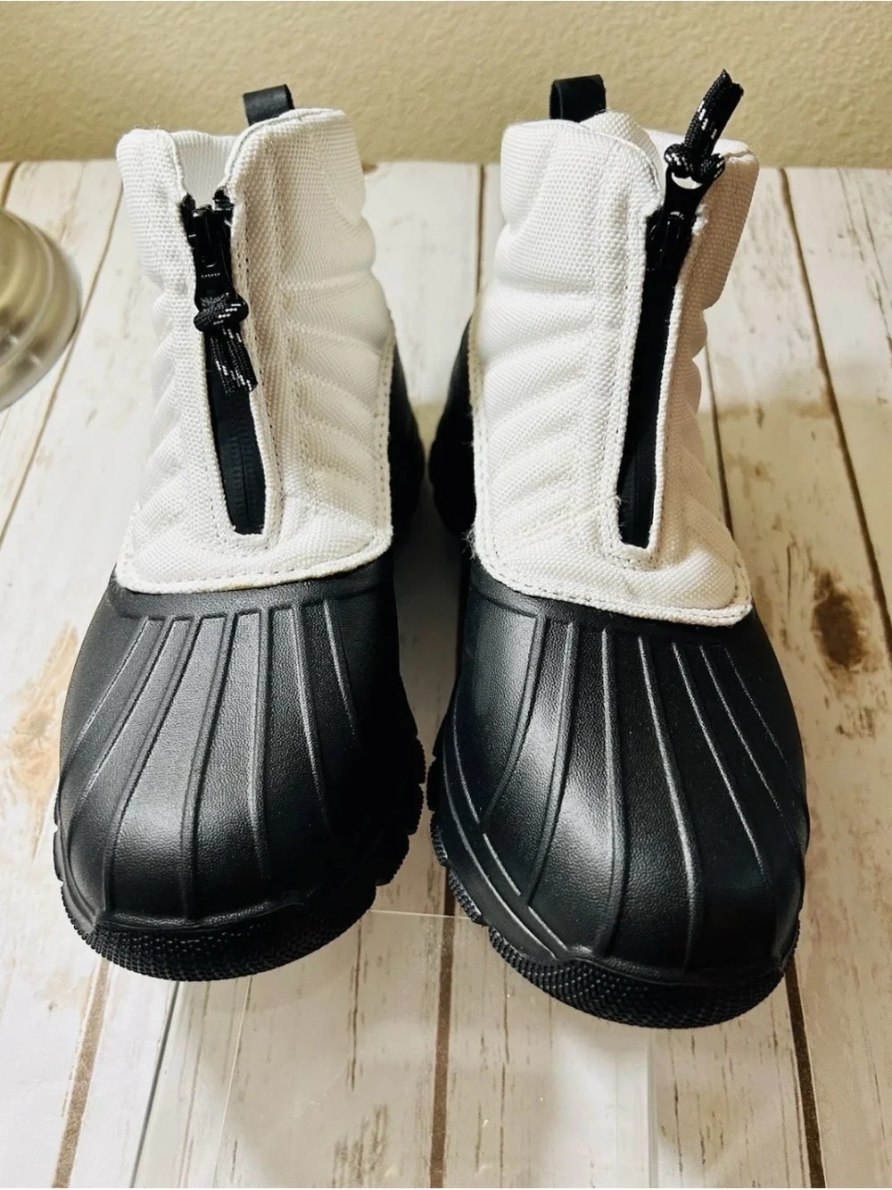 Sperry Women’s Rain Boots Black/White Winter Lightweight New